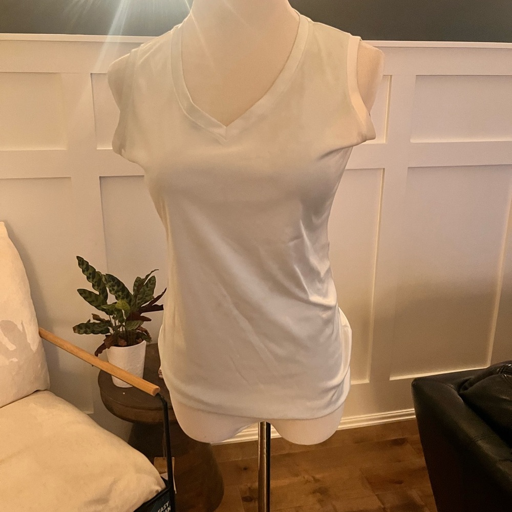 BUBBLELIME White Fitted Muscle Tee